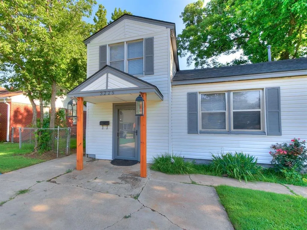 Photo 2 — 3225 SE 20th Street, Oklahoma City, OK 73115