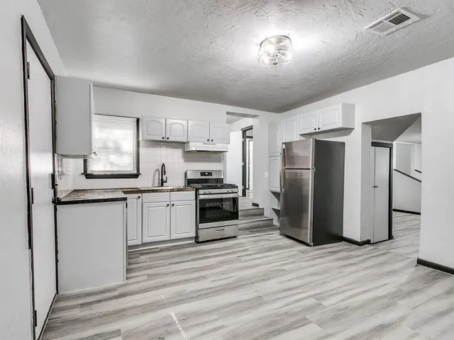 Photo 4 — 3225 SE 20th Street, Oklahoma City, OK 73115