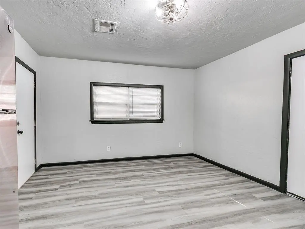 Photo 12 — 3225 SE 20th Street, Oklahoma City, OK 73115