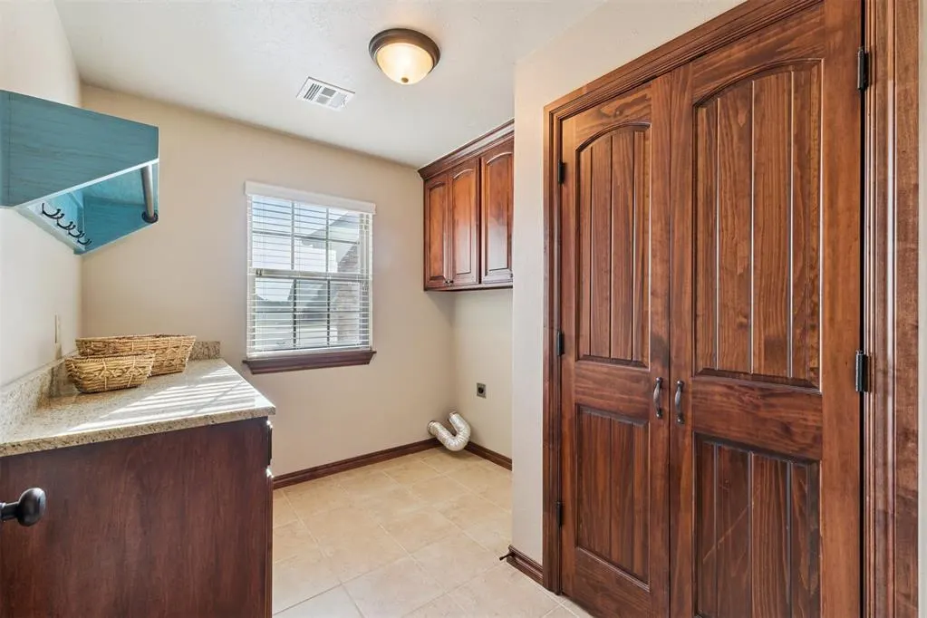 Photo 36 — 38604 Collina Drive, Shawnee, OK 74804