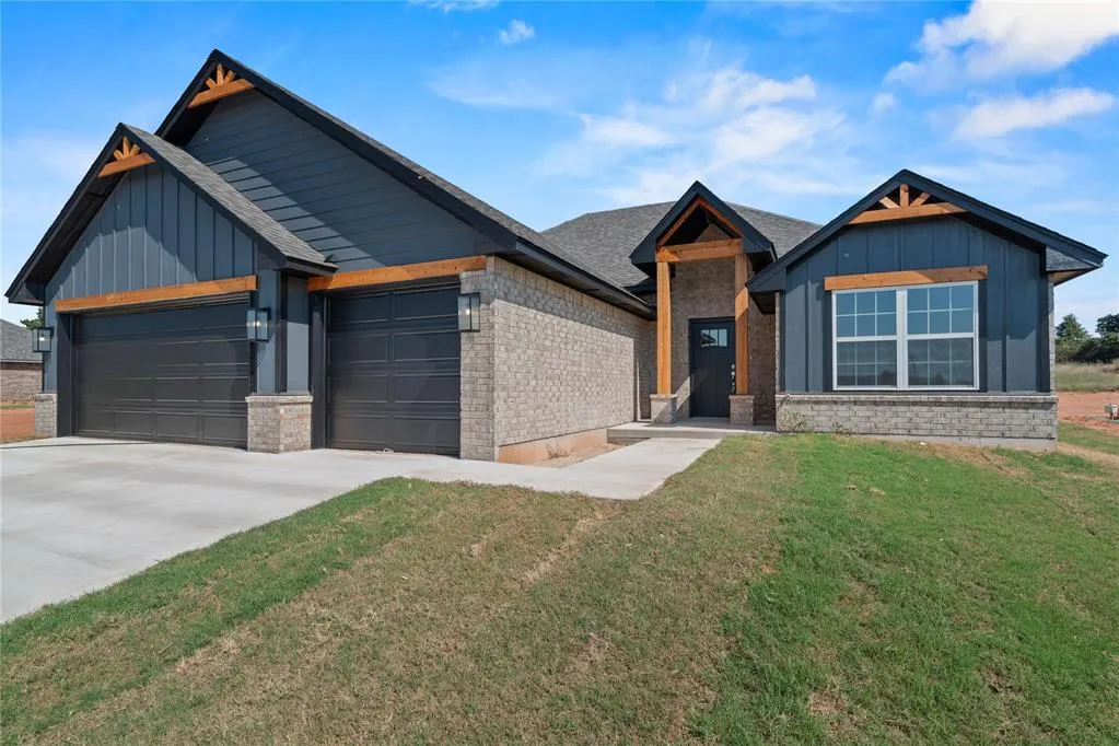 Front exterior — 1249 Jerzee Mae Road, Blanchard, OK 73010