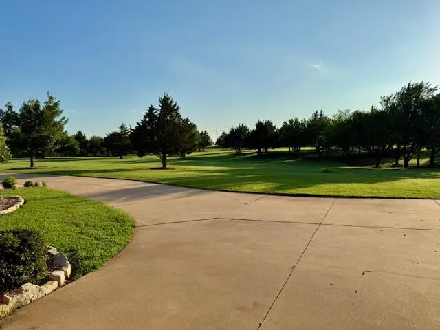 Photo 4 — 14200 S MacArthur Boulevard, Edmond, OK 73025