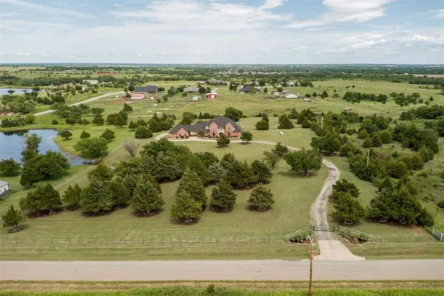 Photo 5 — 14200 S MacArthur Boulevard, Edmond, OK 73025