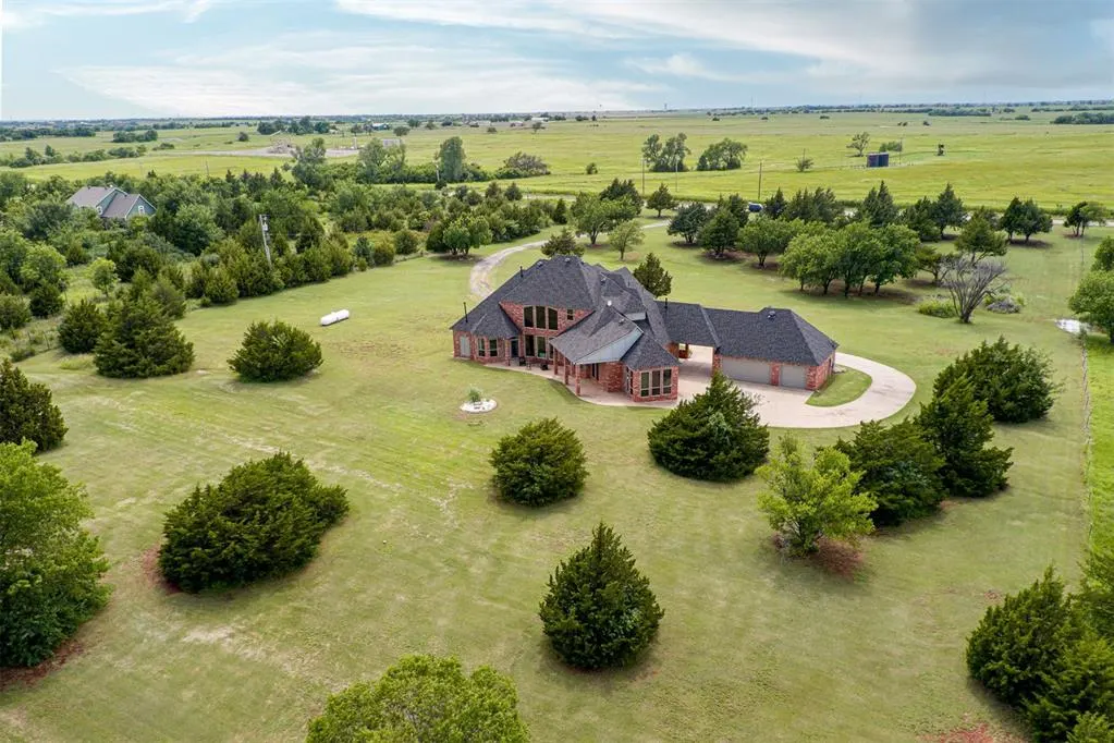 Photo 8 — 14200 S MacArthur Boulevard, Edmond, OK 73025