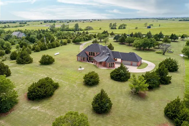 Photo 8 — 14200 S MacArthur Boulevard, Edmond, OK 73025