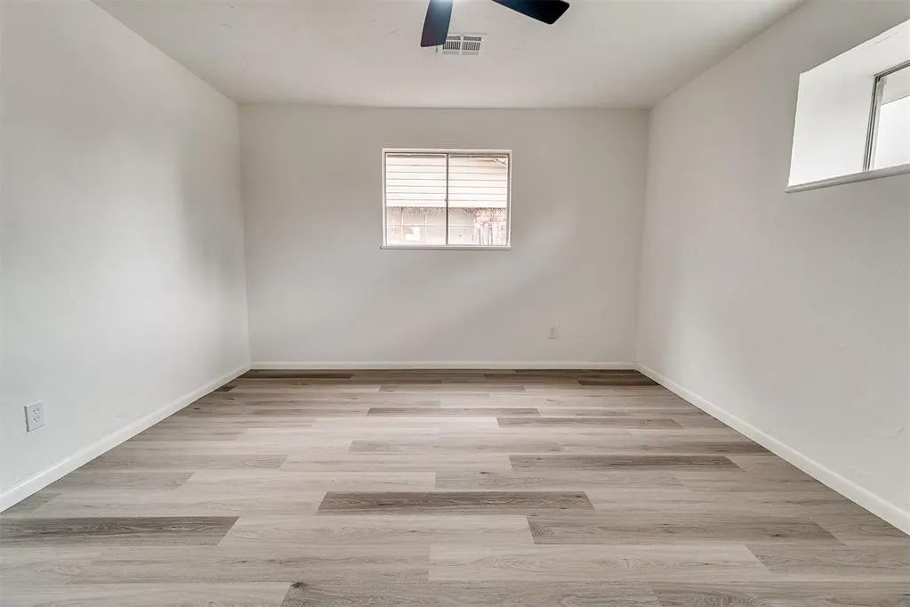 Photo 35 — 2733 SW 54th Place, Oklahoma City, OK 73119