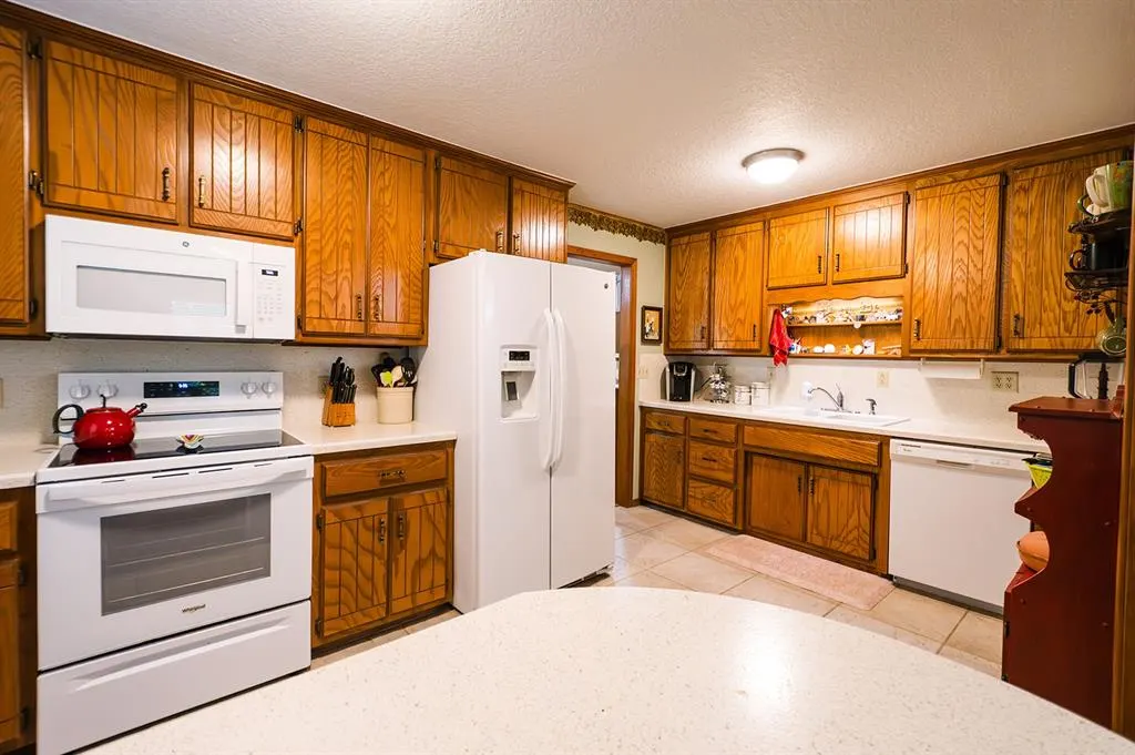 Photo 19 — 207 S McClure Avenue, Pauls Valley, OK 73075