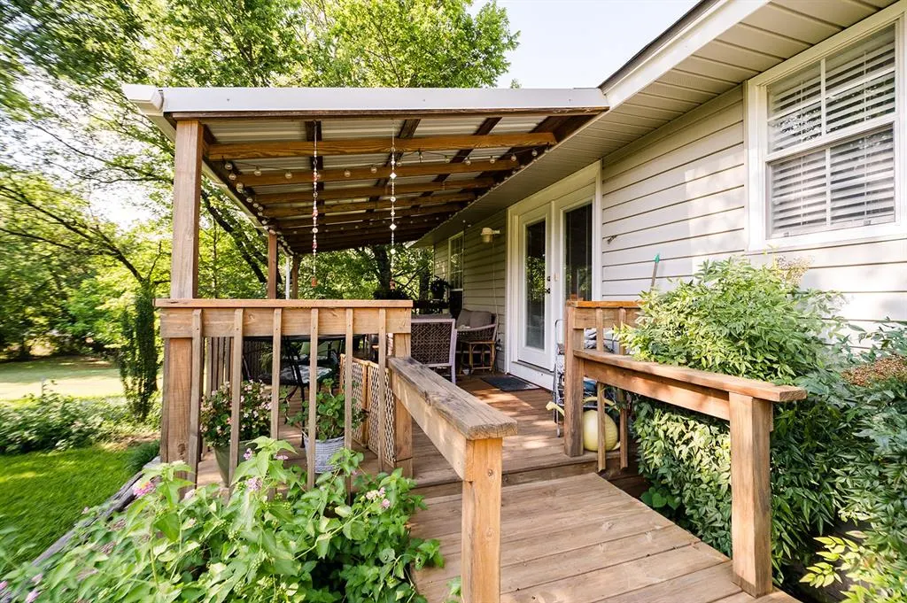 Photo 34 — 207 S McClure Avenue, Pauls Valley, OK 73075