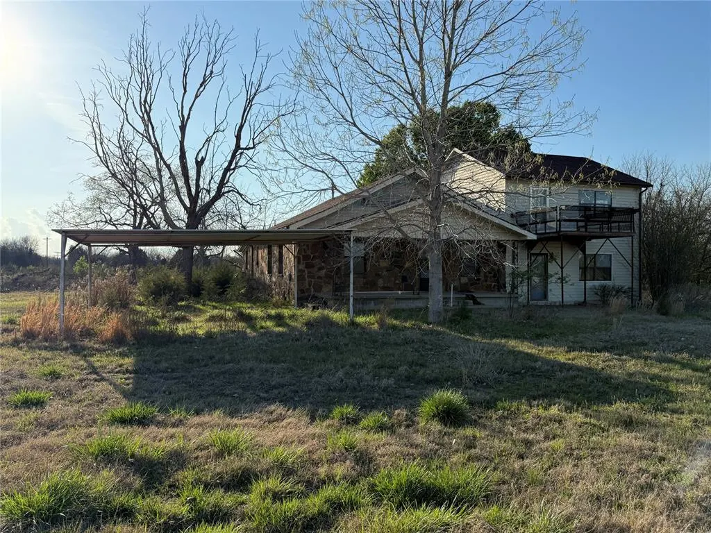 Front exterior — 618 Chieftan Drive, Wetumka, OK 74883