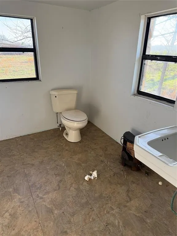 Photo 16 — 618 Chieftan Drive, Wetumka, OK 74883
