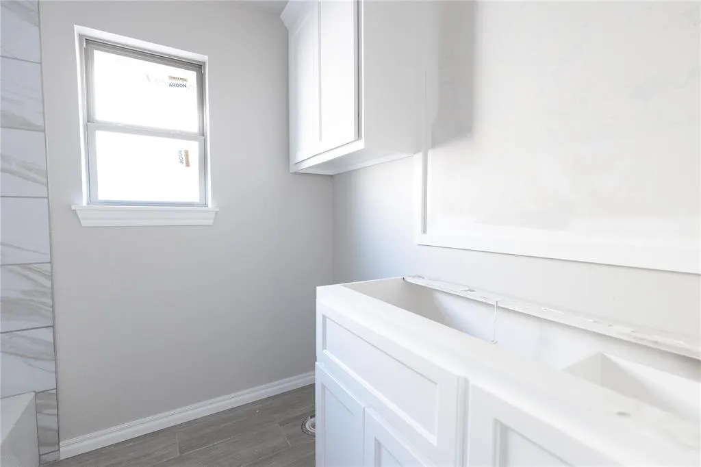 Photo 11 — 2913 Crossover Court, Moore, OK 73160