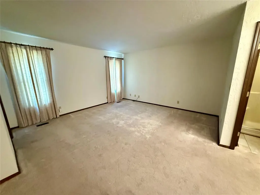Photo 10 — 2608 Sunset Drive, Clinton, OK 73601