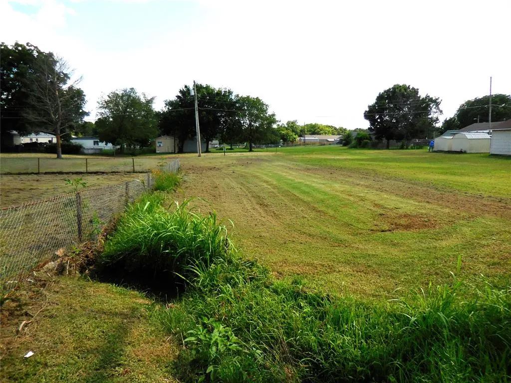 Photo 6 — 1420 W 17 th Street, Sulphur, OK 73086