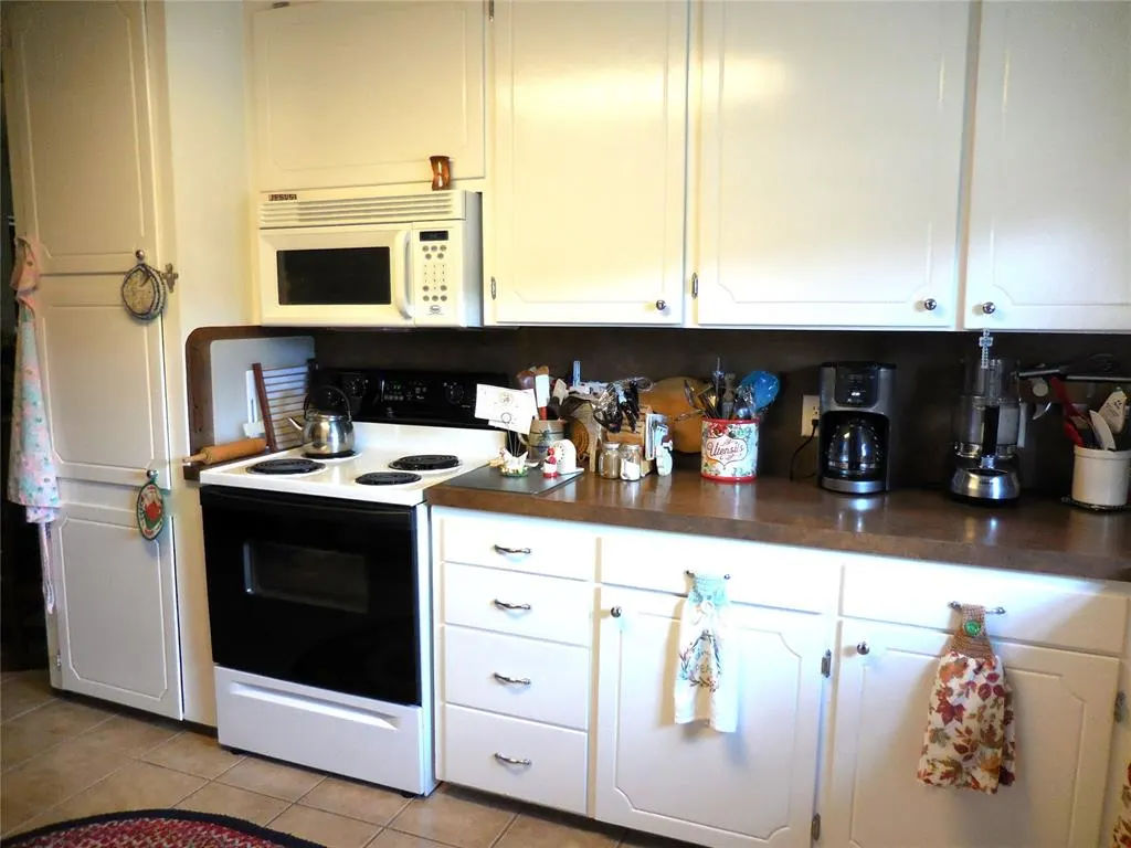 Photo 13 — 1420 W 17 th Street, Sulphur, OK 73086