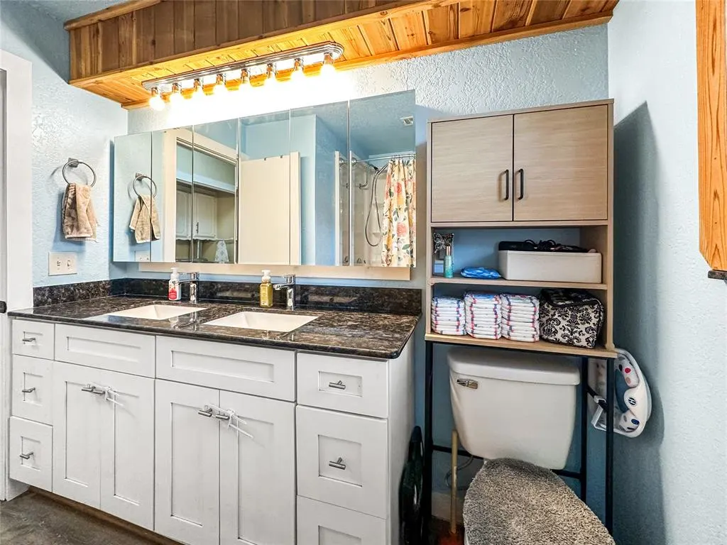 Photo 21 — 202 N Plum Avenue, Union City, OK 73090