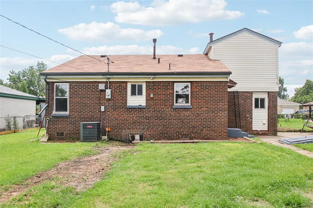 Photo 33 — 3213 SE 20th Street, Del City, OK 73115
