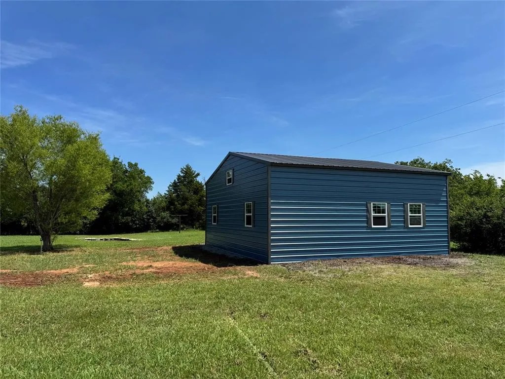 Photo 11 — 910 N Main Street, Tryon, OK 74875