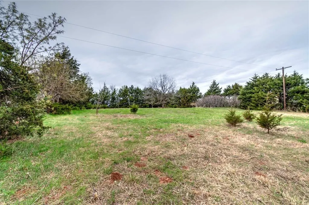 Photo 12 — 910 N Main Street, Tryon, OK 74875