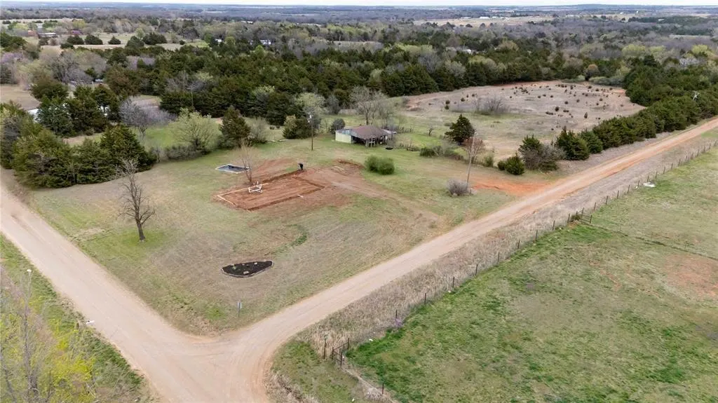 Photo 14 — 910 N Main Street, Tryon, OK 74875