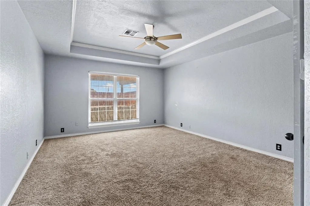 Photo 16 — 704 Highland Drive, Weatherford, OK 73096