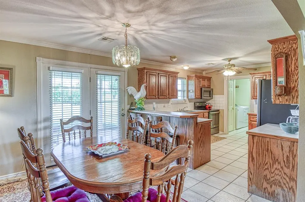 Photo 11 — 1415 N Santa Fe Road, Davenport, OK 74026