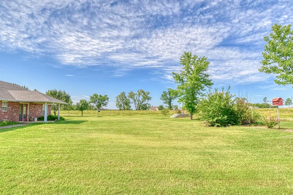 Photo 29 — 1415 N Santa Fe Road, Davenport, OK 74026