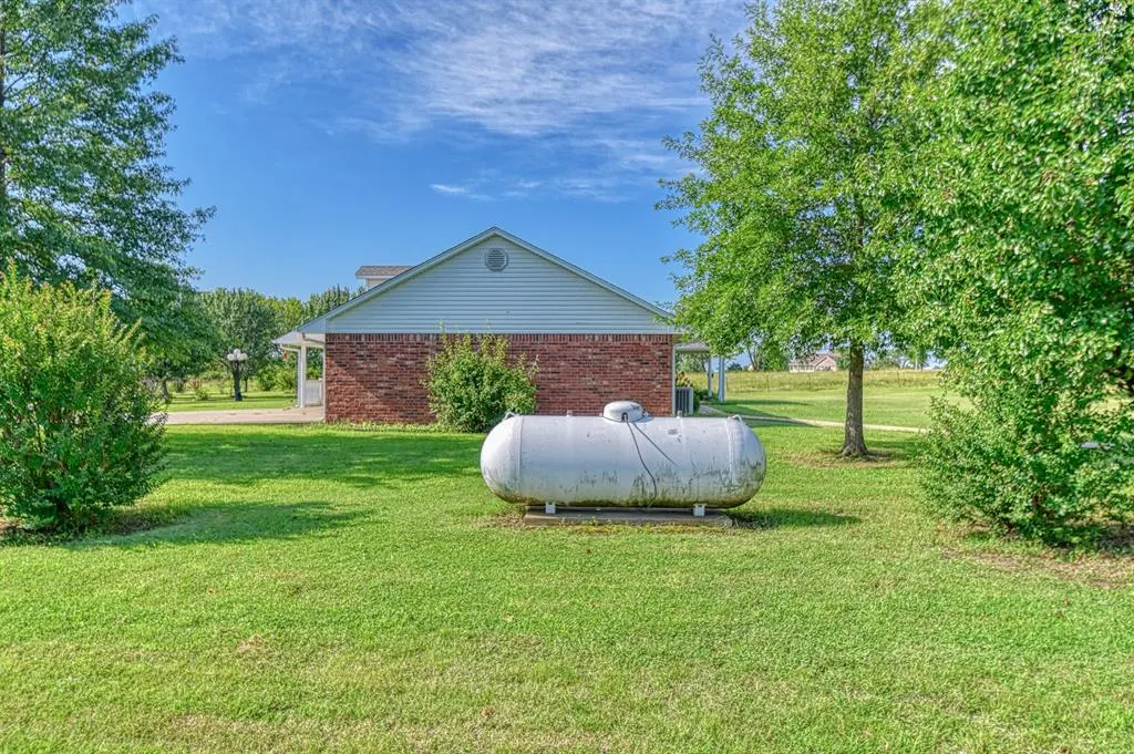 Photo 30 — 1415 N Santa Fe Road, Davenport, OK 74026