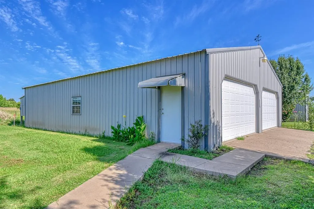 Photo 31 — 1415 N Santa Fe Road, Davenport, OK 74026