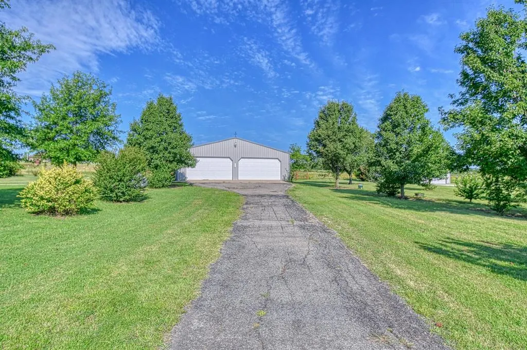 Photo 32 — 1415 N Santa Fe Road, Davenport, OK 74026