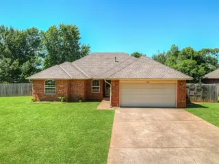 Sold home at 400 Ryan Way
