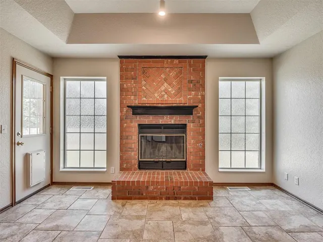 Photo 6 — 400 Ryan Way, Edmond, OK 73003