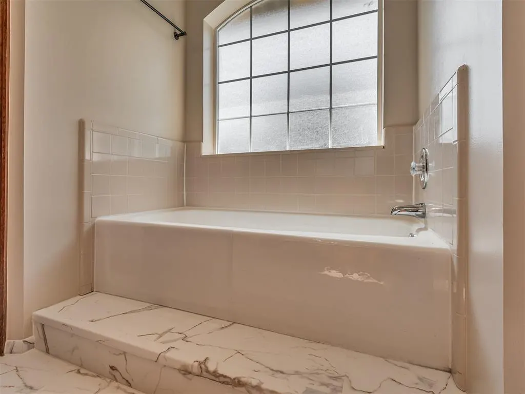Photo 20 — 400 Ryan Way, Edmond, OK 73003