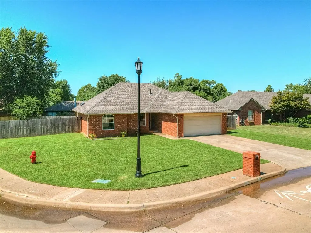 Photo 31 — 400 Ryan Way, Edmond, OK 73003