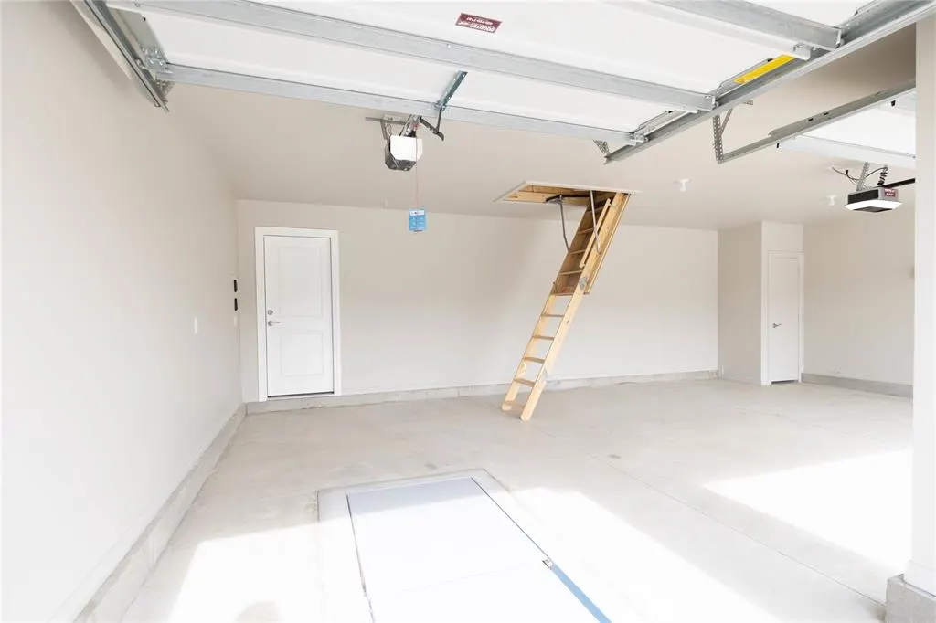 Photo 31 — 12401 Samara Drive, Oklahoma City, OK 73173