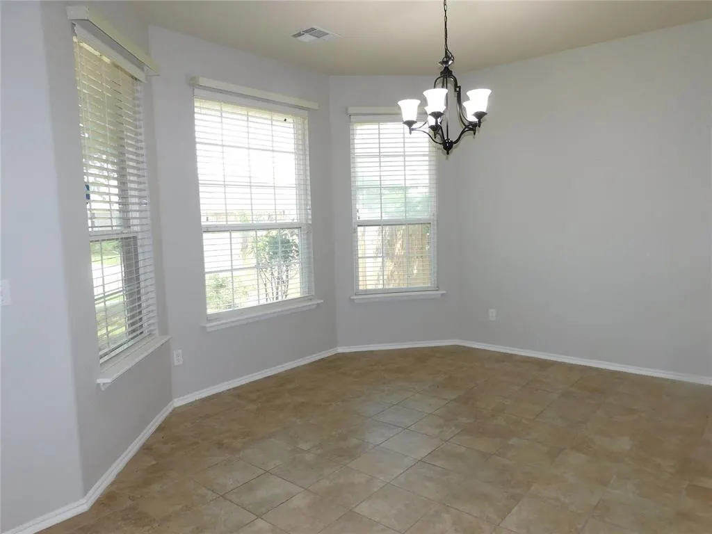 Photo 3 — 6036 SE 66th Street, Oklahoma City, OK 73135