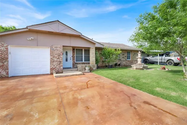 Photo 4 — 7007 NW 61st Street, Bethany, OK 73008