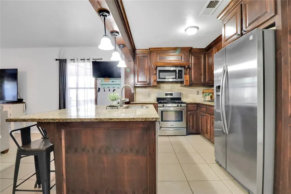 Photo 9 — 7007 NW 61st Street, Bethany, OK 73008