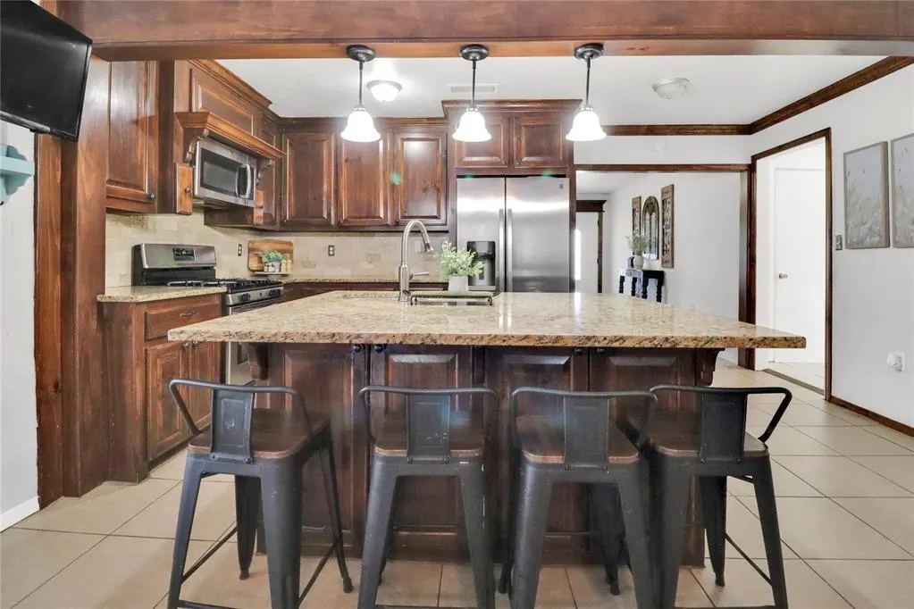 Photo 12 — 7007 NW 61st Street, Bethany, OK 73008