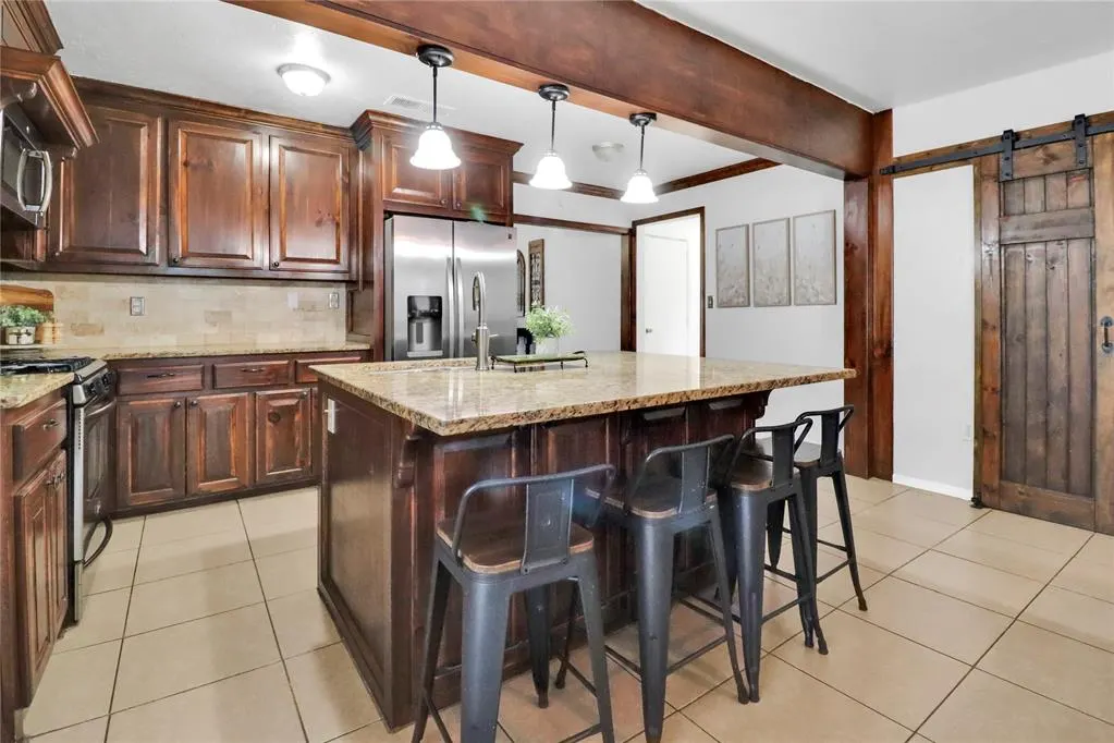 Photo 13 — 7007 NW 61st Street, Bethany, OK 73008