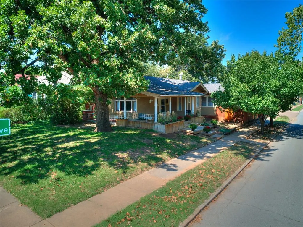 Photo 2 — 701 NW 21st Street, Oklahoma City, OK 73103
