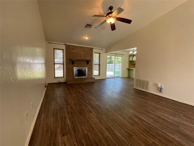Photo 2 — 705 Holly Hill Road, Edmond, OK 73003