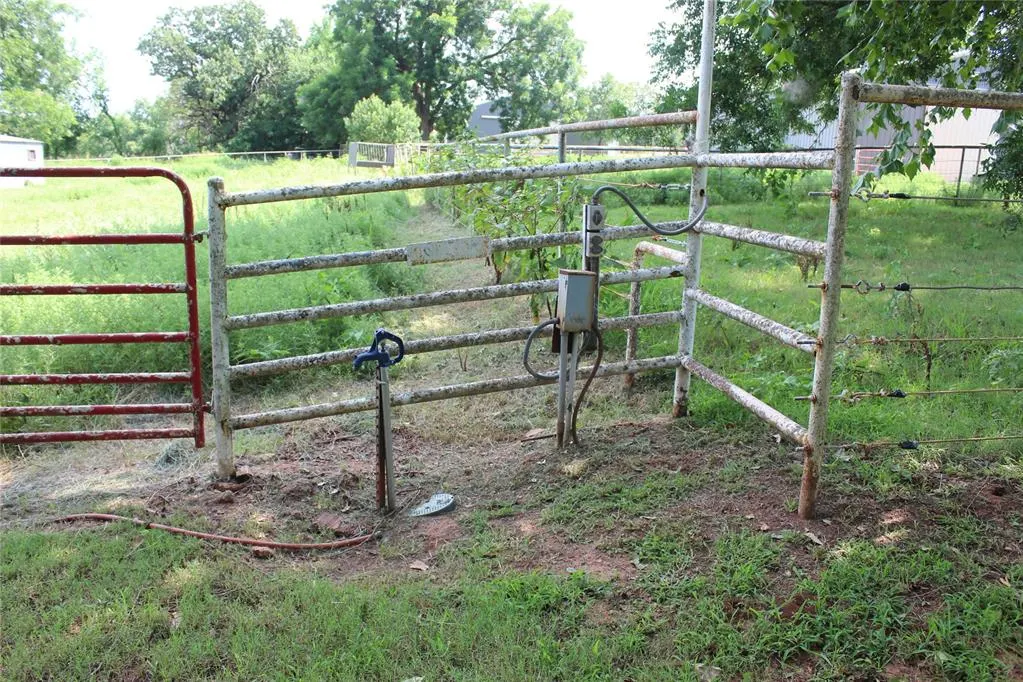 Photo 36 — 870257 S 3460 Road, Chandler, OK 74834