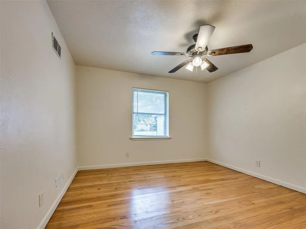 Photo 16 — 3804 NW 52nd Street, Oklahoma City, OK 73112