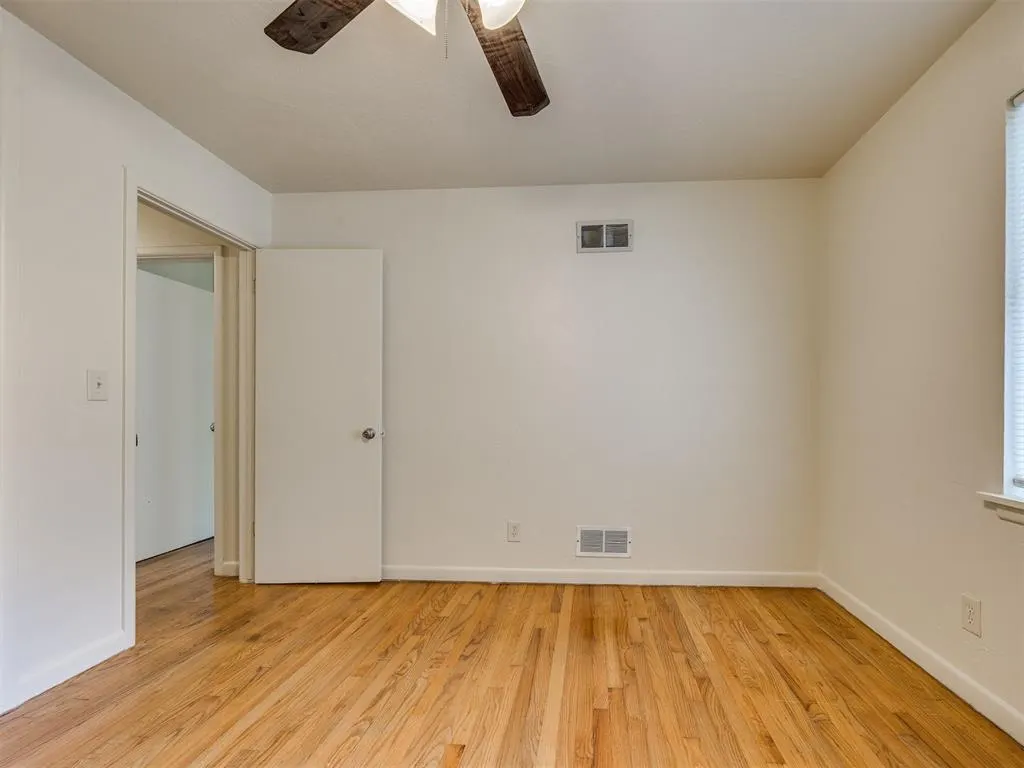 Photo 17 — 3804 NW 52nd Street, Oklahoma City, OK 73112