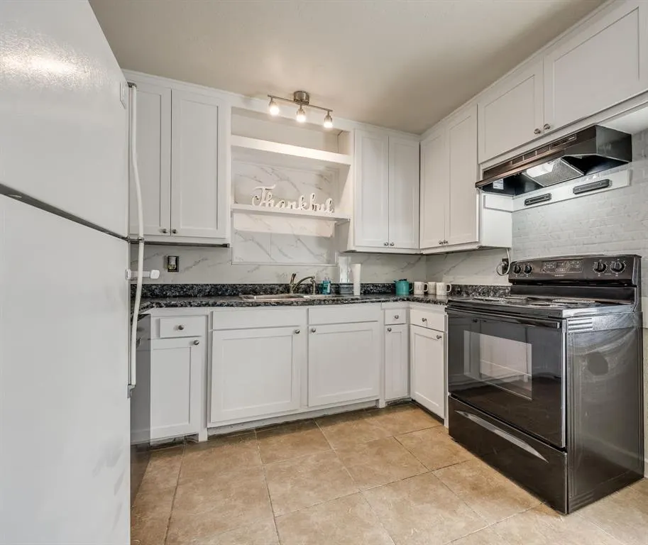 Photo 7 — 3804 NW 52nd Street, Oklahoma City, OK 73112