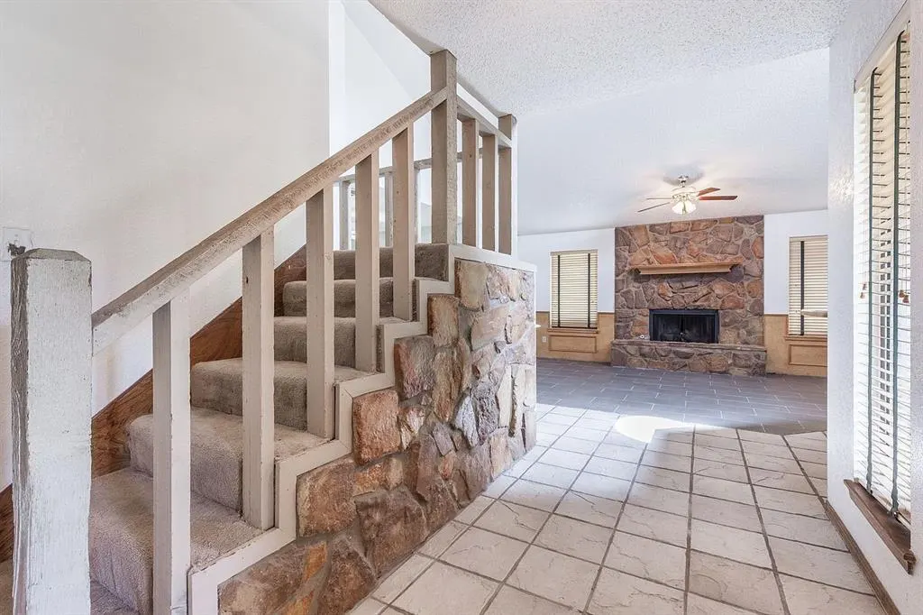 Photo 4 — 7009 NW 90TH Street, Oklahoma City, OK 73132