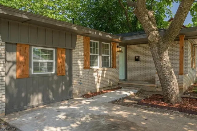 Photo 4 — 929 N Farra Drive, Oklahoma City, OK 73107