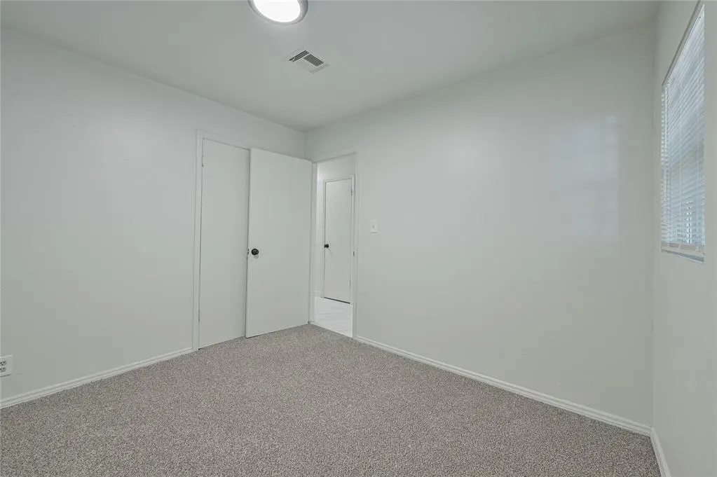 Photo 17 — 929 N Farra Drive, Oklahoma City, OK 73107