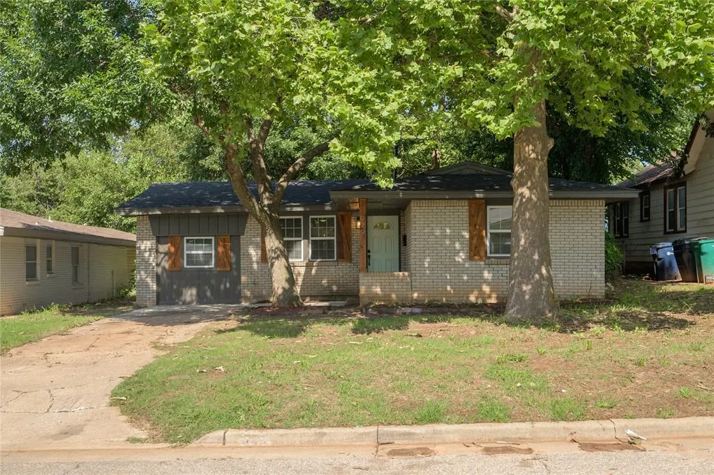 Front exterior — 929 N Farra Drive, Oklahoma City, OK 73107