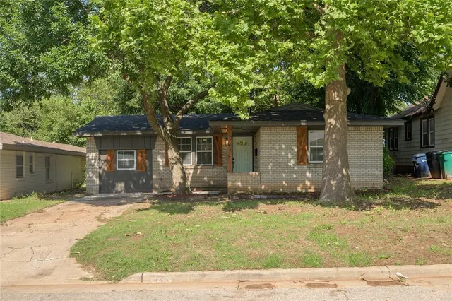 Front exterior — 929 N Farra Drive, Oklahoma City, OK 73107